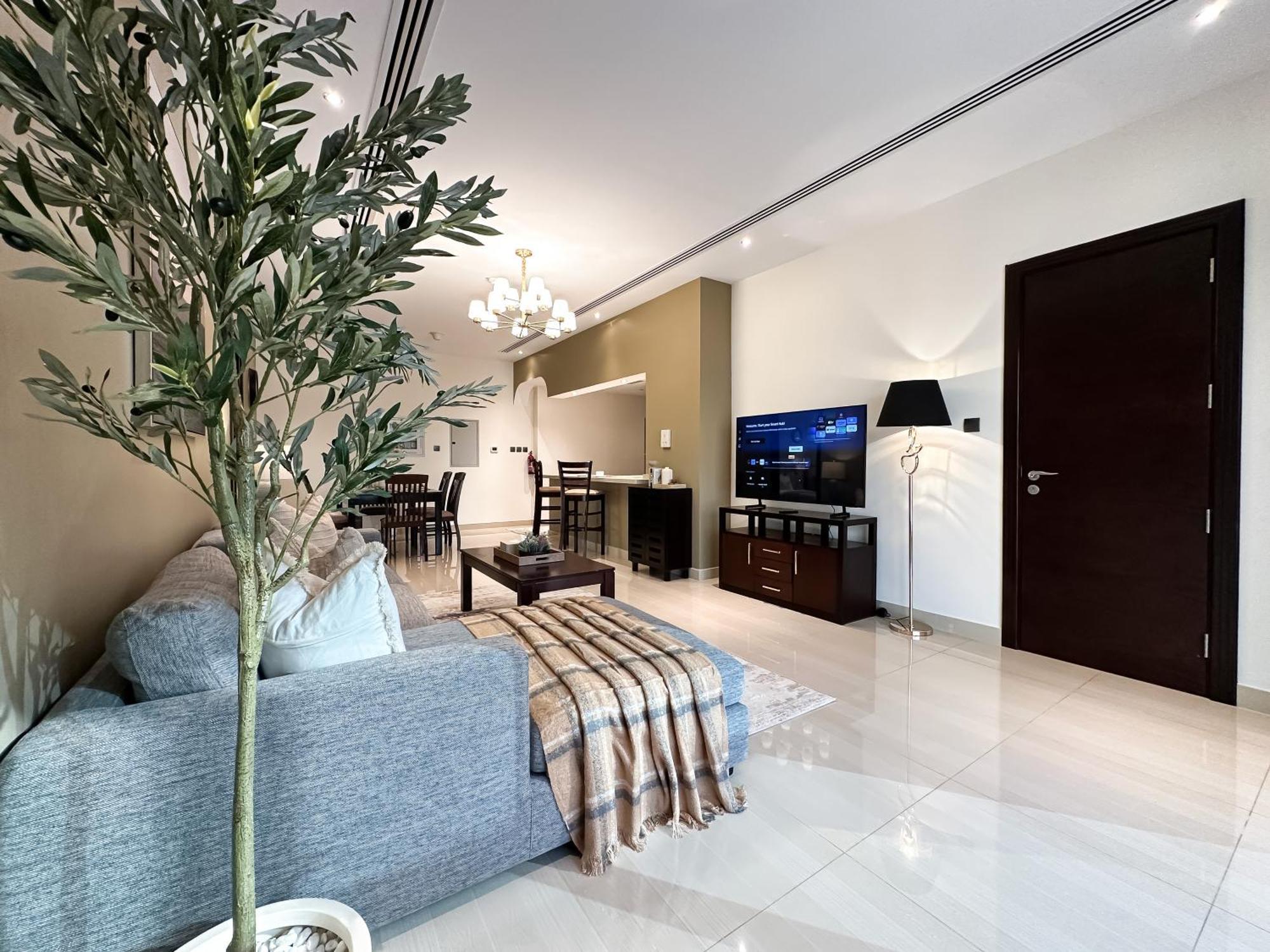 Apartment Trophy-luxury 2bdr In The Heart Of Downtown *