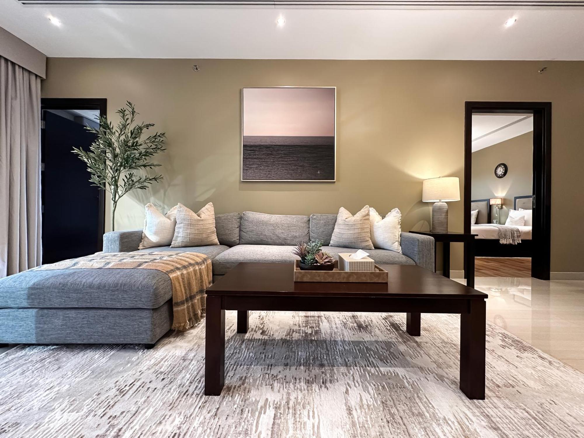 Trophy-luxury 2bdr In The Heart Of Downtown Dubai
