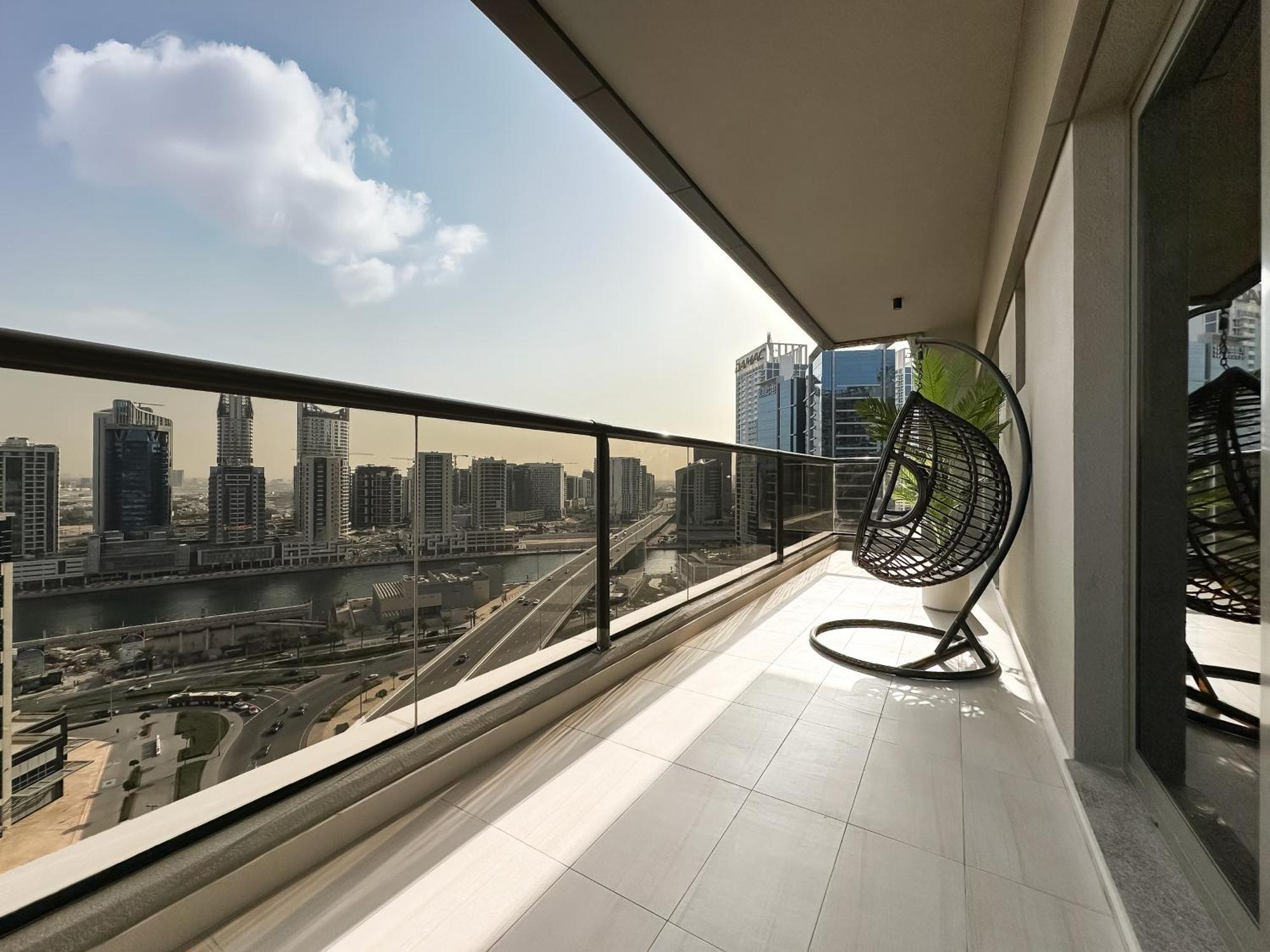Trophy-luxury 2bdr In The Heart Of Downtown Dubai